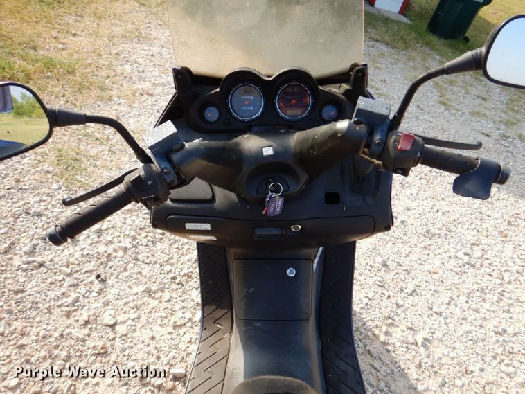 image for item MK9587 2006 Honda Reflex  scooter