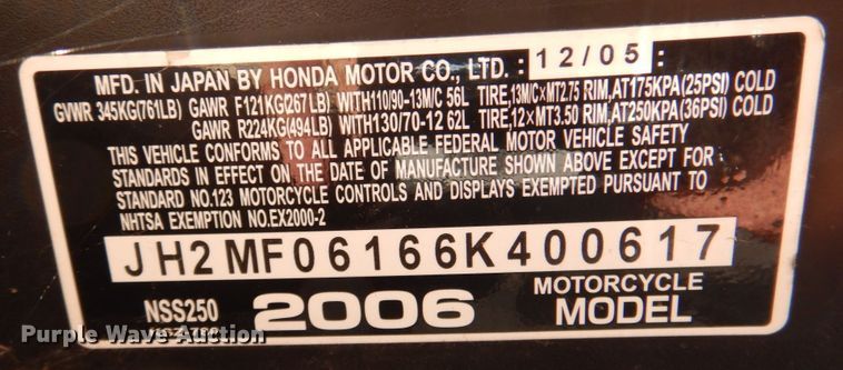 image for item MK9587 2006 Honda Reflex  scooter