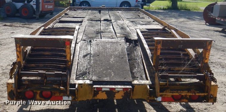 image for item MU9646 1980 Miller  equipment trailer