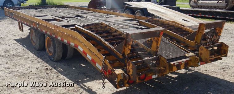 image for item MU9646 1980 Miller  equipment trailer