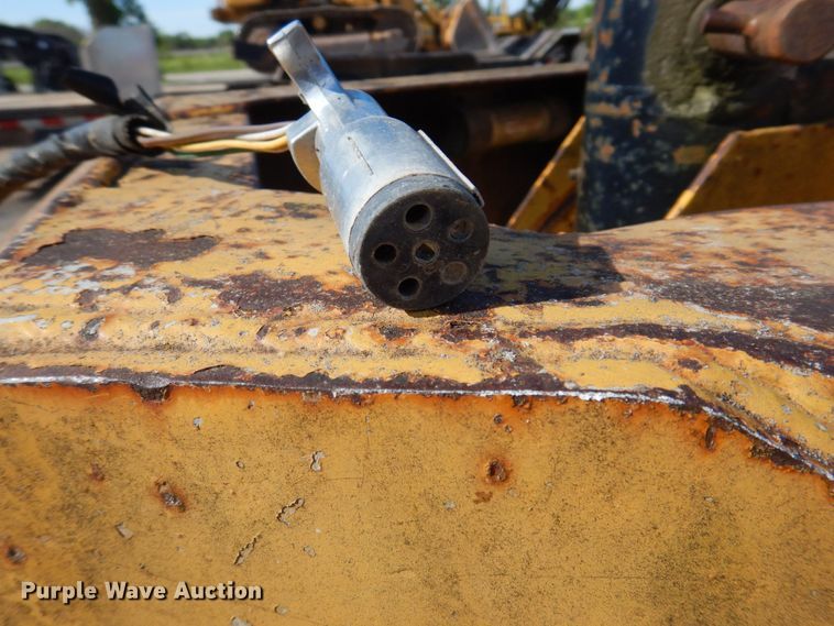 image for item MU9646 1980 Miller  equipment trailer