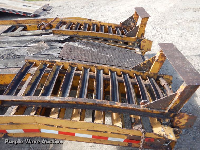 image for item MU9646 1980 Miller  equipment trailer