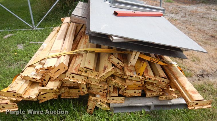 image for item MU9669 Pallet racking