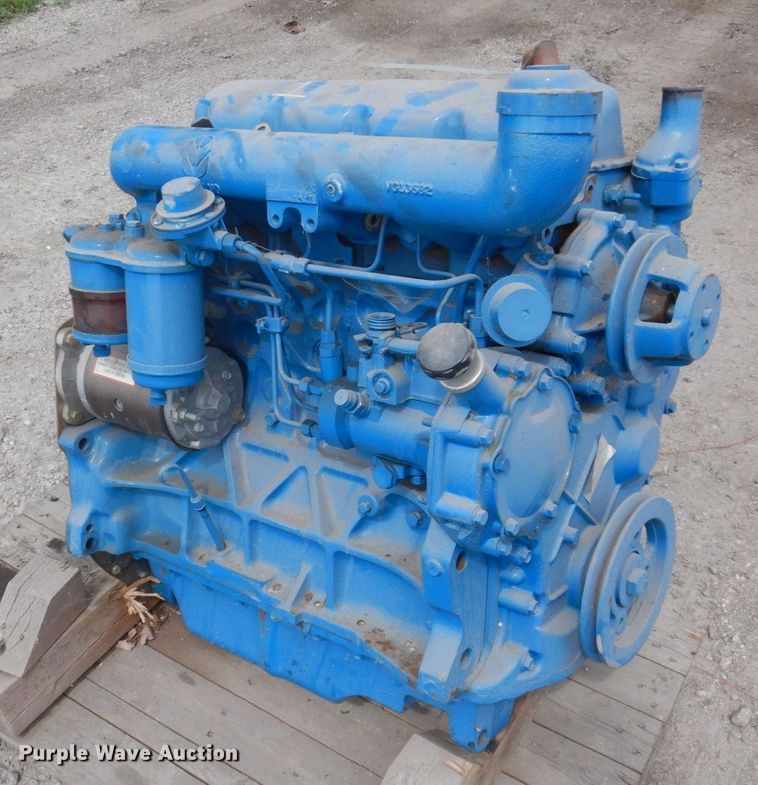 image for item MU9670 New Holland  engine