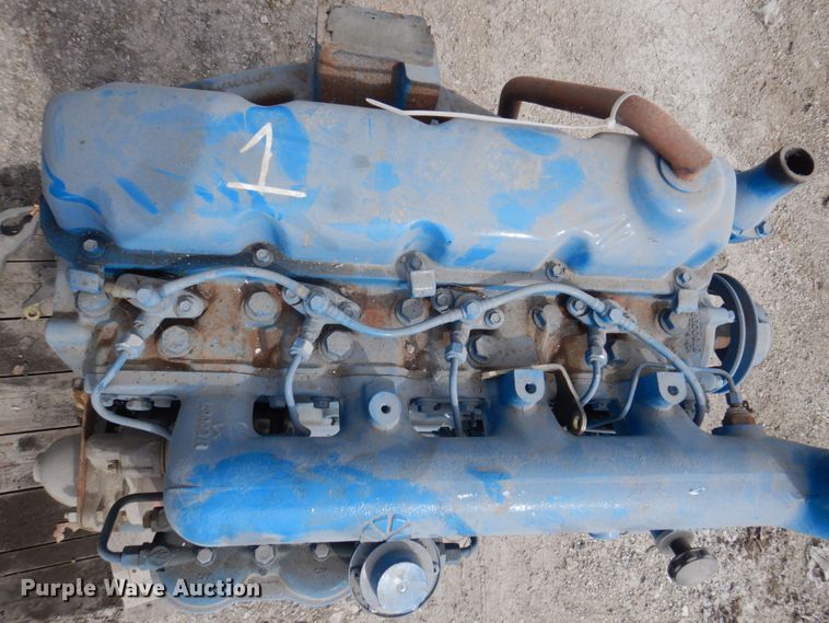 image for item MU9670 New Holland  engine