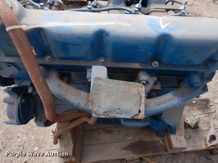 image for item MU9670 New Holland  engine