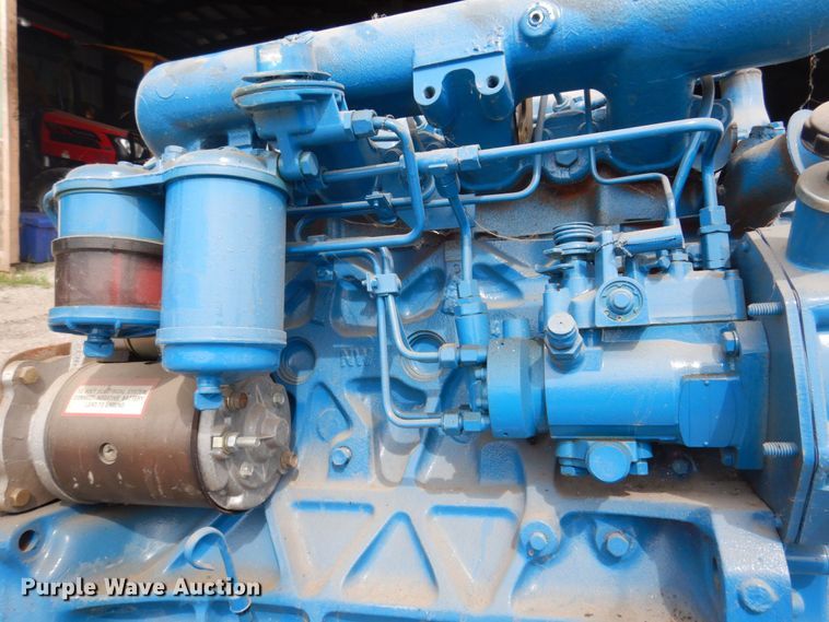 image for item MU9670 New Holland  engine