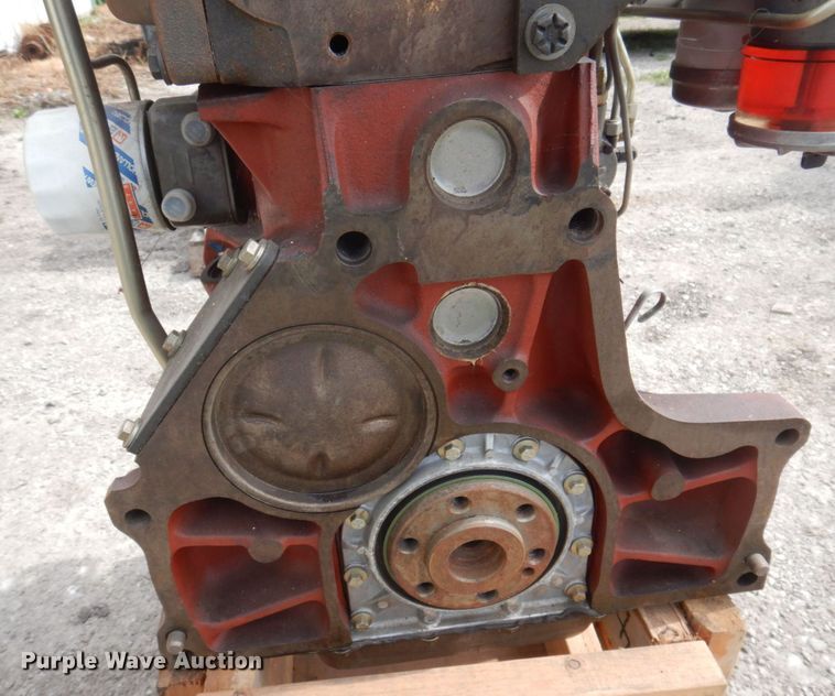 image for item MU9671 New Holland  engine