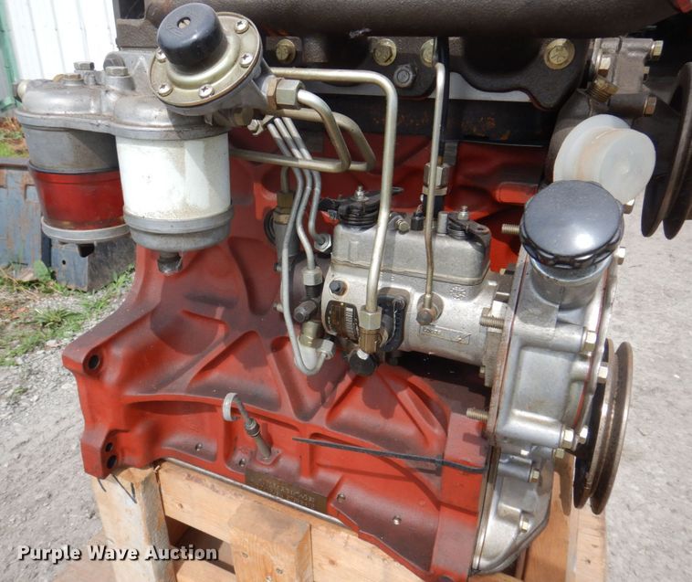 image for item MU9671 New Holland  engine