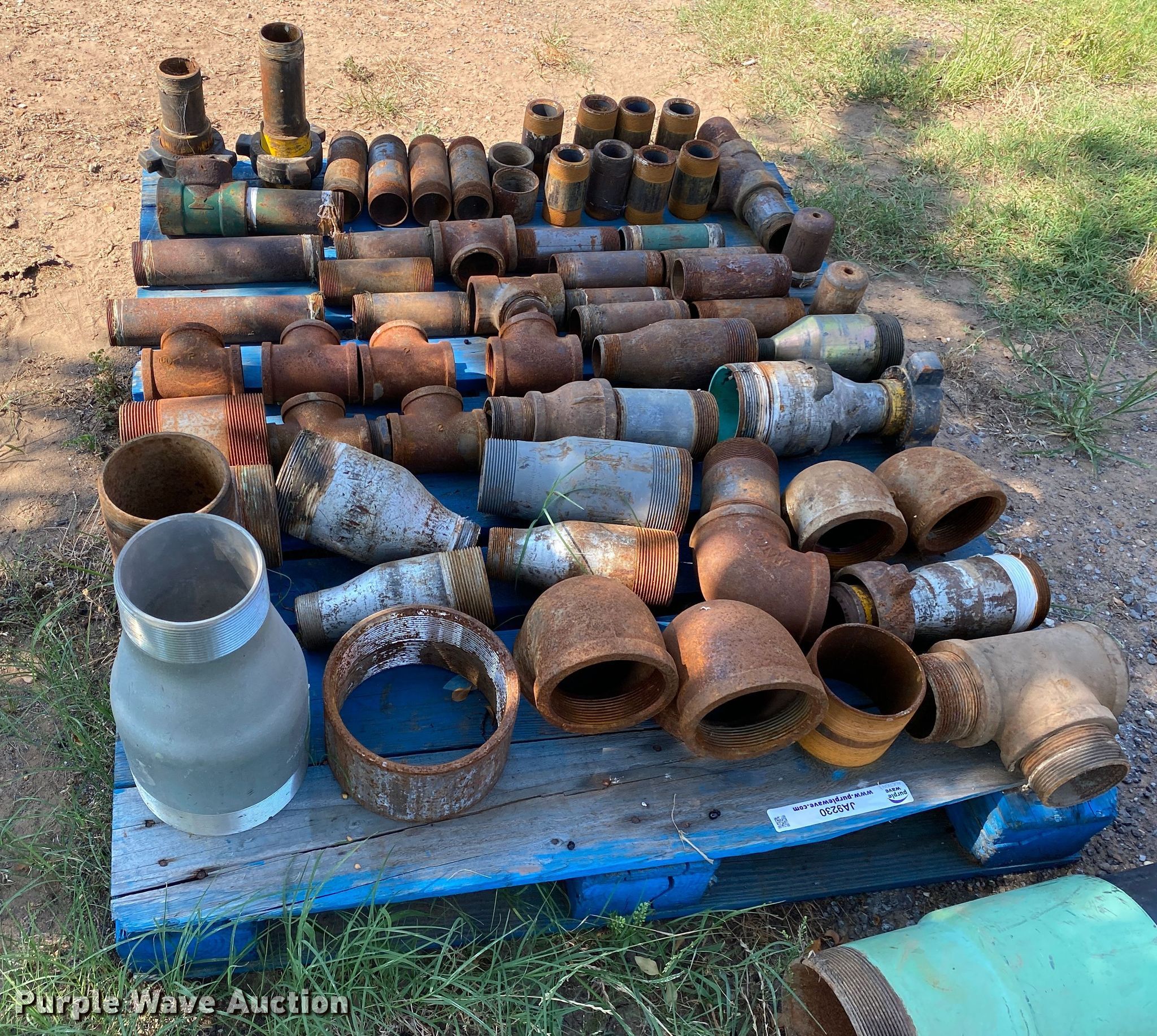 Pipe fittings in Wagoner, OK Item JA9230 sold Purple Wave
