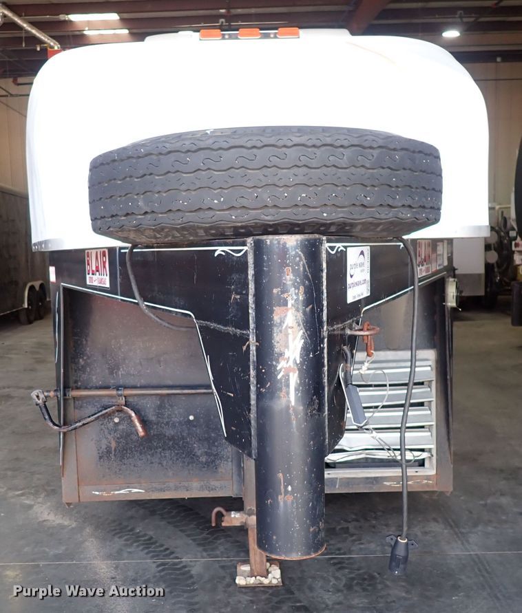 image for item DC4002 1993 Blair 16x6GNCGO  enclosed cargo trailer