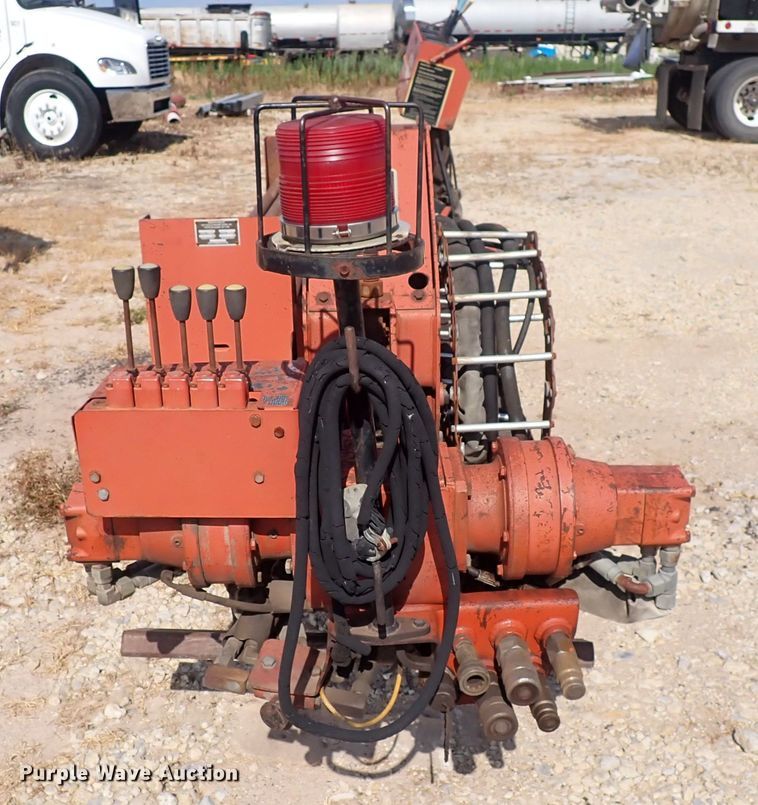 image for item DC4003 1994 Ditch Witch JT2510  directional boring unit