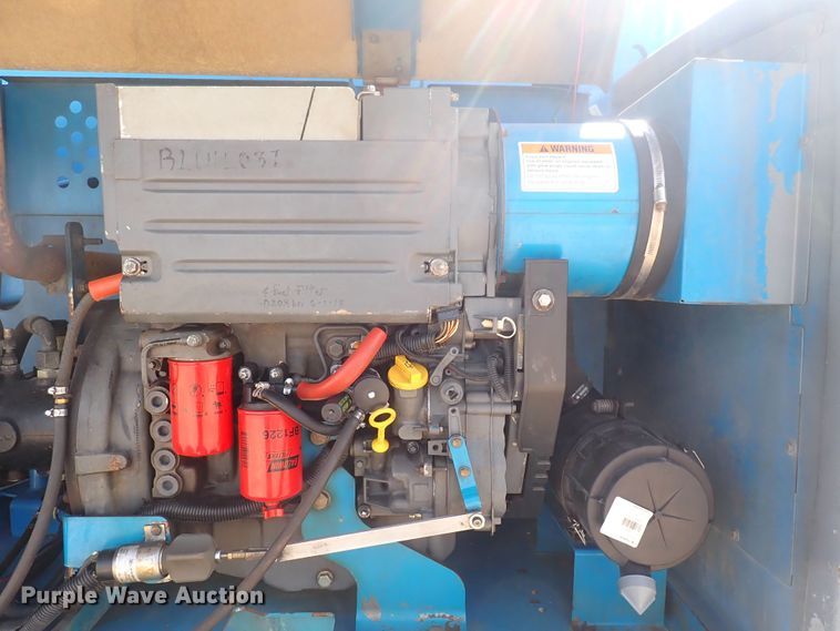 image for item DC4004 2004 Genie S-65  boom lift