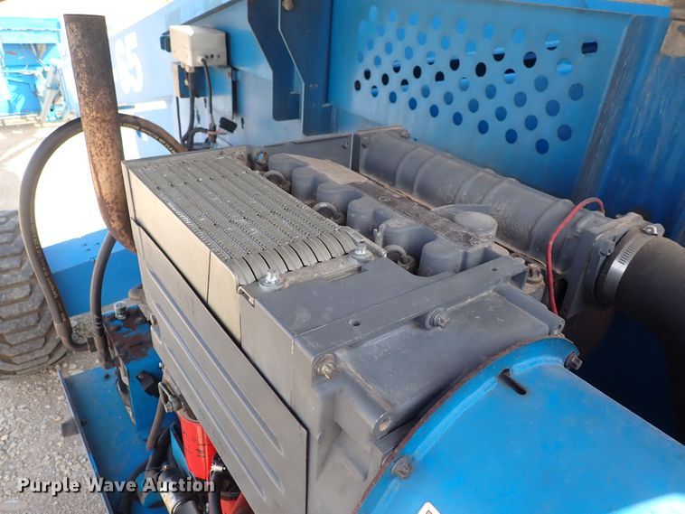 image for item DC4004 2004 Genie S-65  boom lift