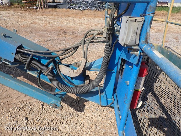 image for item DC4004 2004 Genie S-65  boom lift