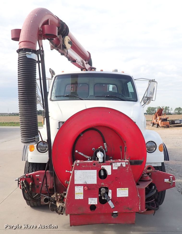 image for item DC4005 2003 Sterling LT7500  sewer jetter truck