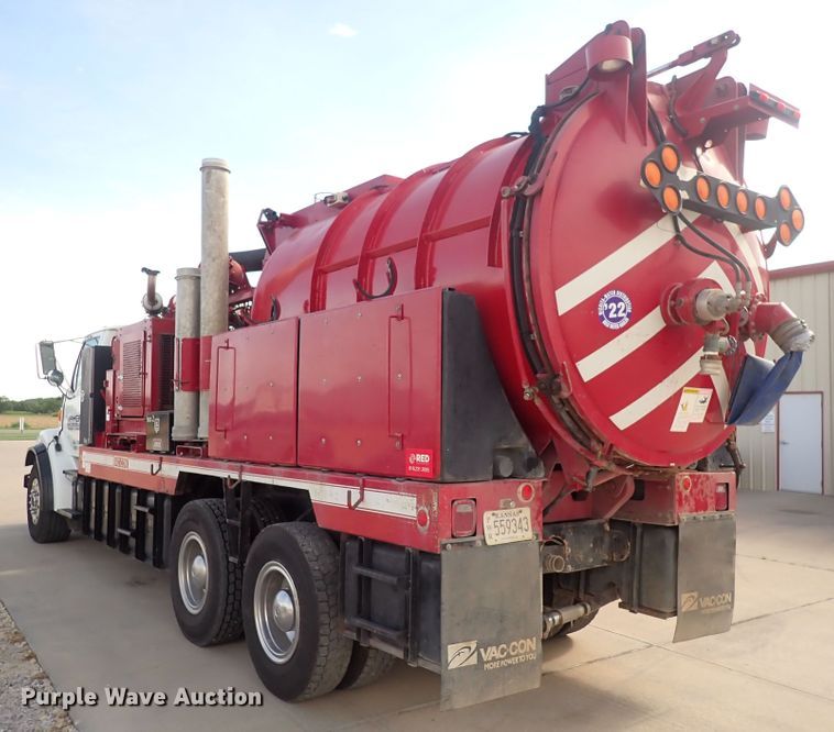 image for item DC4005 2003 Sterling LT7500  sewer jetter truck