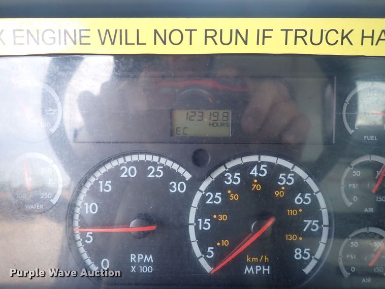 image for item DC4005 2003 Sterling LT7500  sewer jetter truck