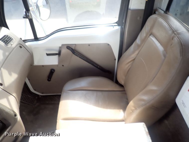 image for item DC4005 2003 Sterling LT7500  sewer jetter truck