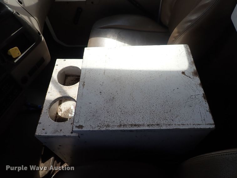 image for item DC4005 2003 Sterling LT7500  sewer jetter truck