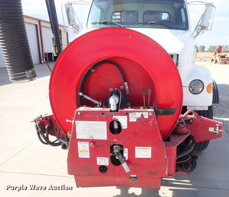 image for item DC4005 2003 Sterling LT7500  sewer jetter truck
