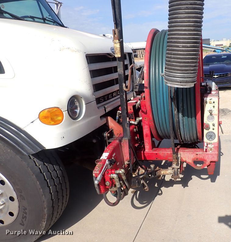image for item DC4005 2003 Sterling LT7500  sewer jetter truck