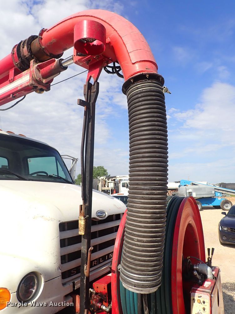 image for item DC4005 2003 Sterling LT7500  sewer jetter truck