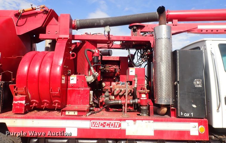 image for item DC4005 2003 Sterling LT7500  sewer jetter truck