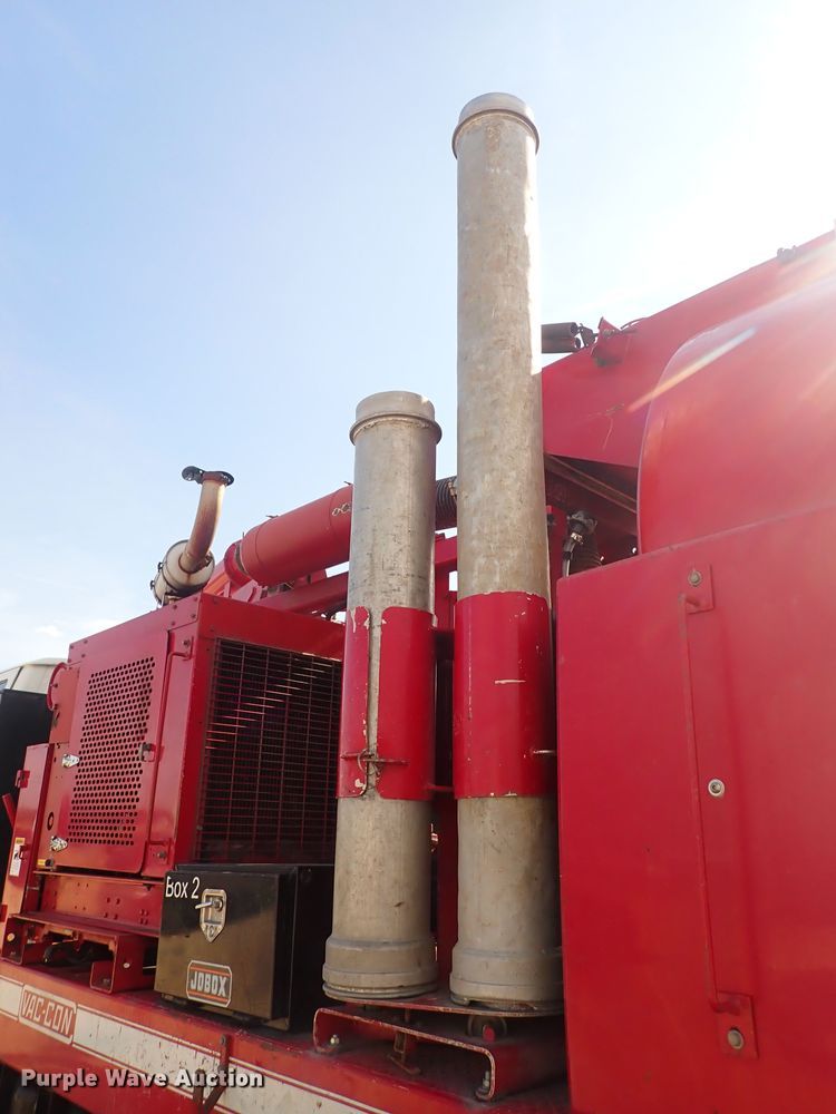 image for item DC4005 2003 Sterling LT7500  sewer jetter truck