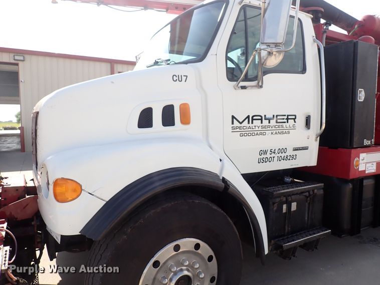 image for item DC4005 2003 Sterling LT7500  sewer jetter truck