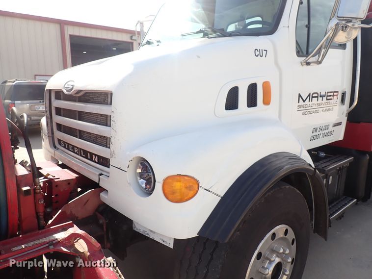 image for item DC4005 2003 Sterling LT7500  sewer jetter truck