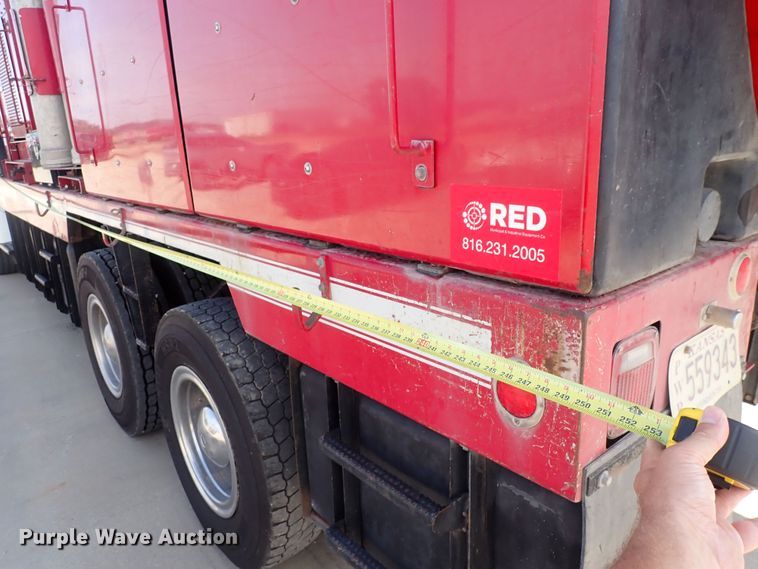 image for item DC4005 2003 Sterling LT7500  sewer jetter truck