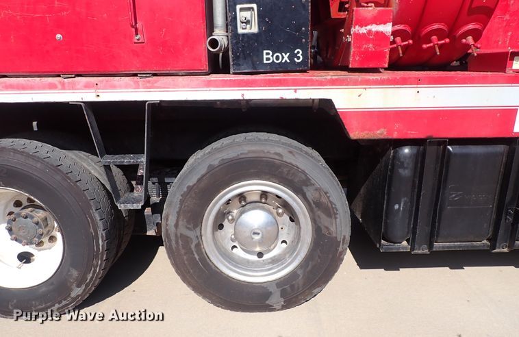 image for item DC4005 2003 Sterling LT7500  sewer jetter truck