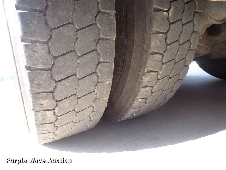 image for item DC4005 2003 Sterling LT7500  sewer jetter truck