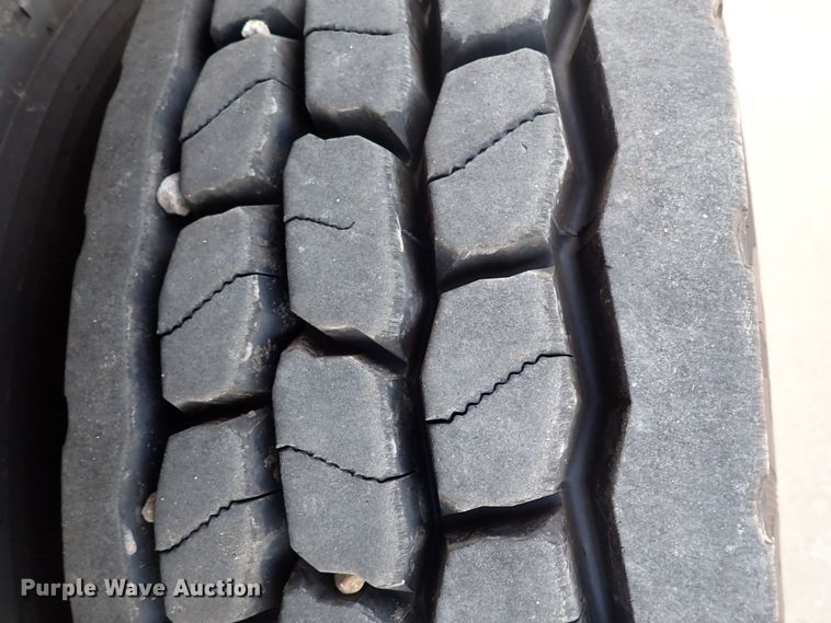 image for item DC4005 2003 Sterling LT7500  sewer jetter truck