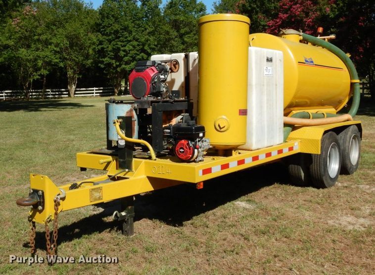 image for item DK0364 2005 Vactron PM850G  vacuum excavator