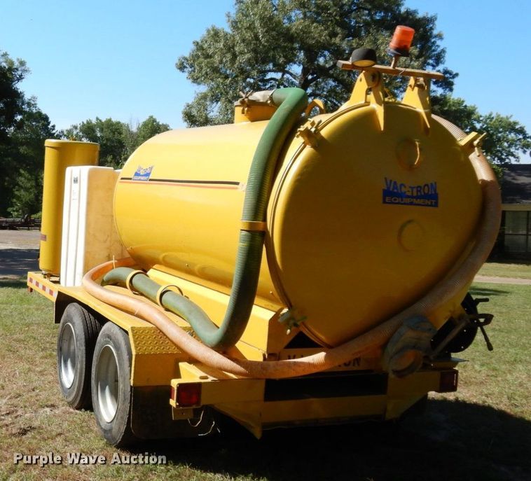 image for item DK0364 2005 Vactron PM850G  vacuum excavator