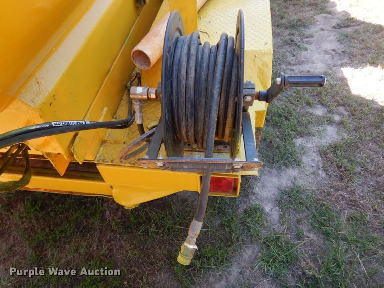 image for item DK0364 2005 Vactron PM850G  vacuum excavator