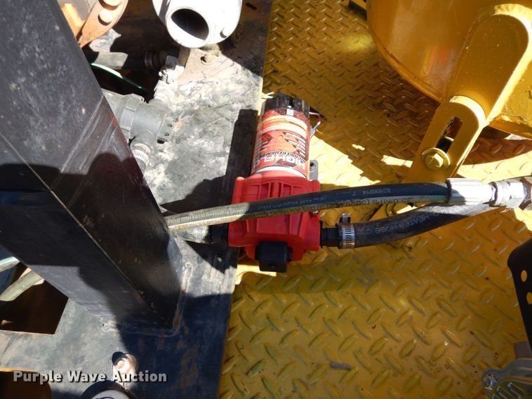 image for item DK0364 2005 Vactron PM850G  vacuum excavator