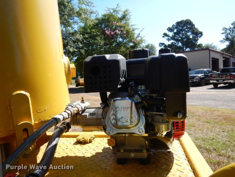 image for item DK0364 2005 Vactron PM850G  vacuum excavator