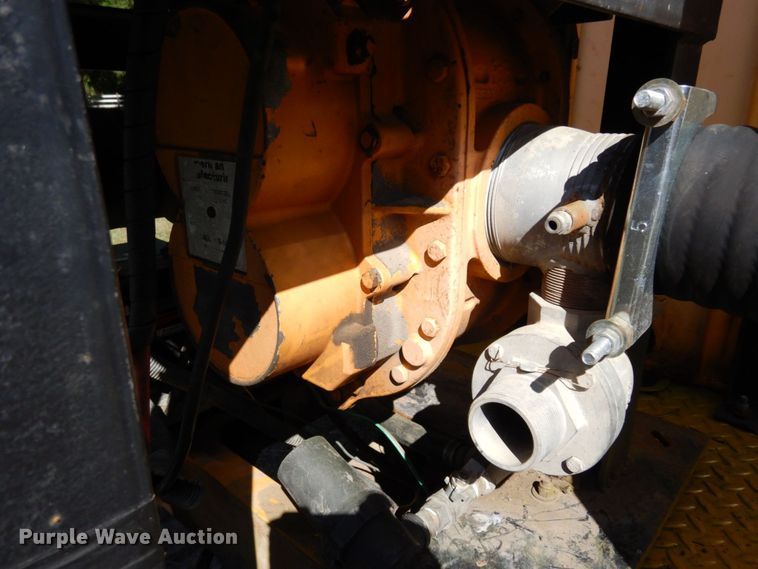 image for item DK0364 2005 Vactron PM850G  vacuum excavator