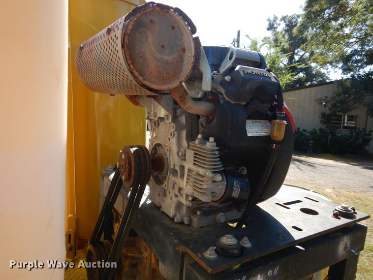 image for item DK0364 2005 Vactron PM850G  vacuum excavator