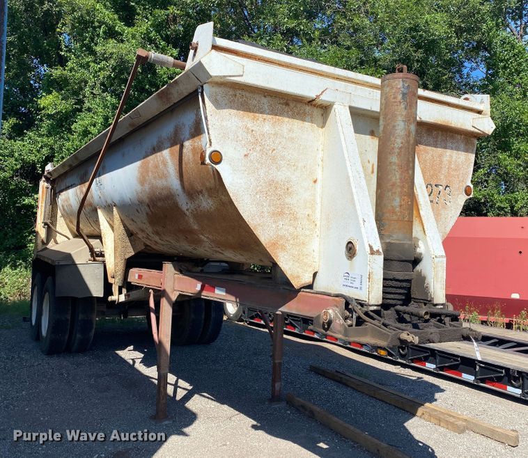 image for item DK6242 1995 APEC  end dump trailer