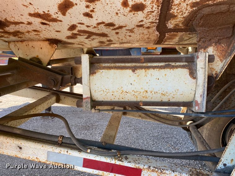 image for item DK6242 1995 APEC  end dump trailer