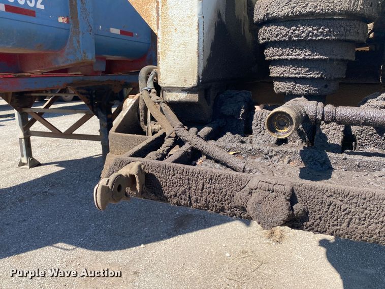 image for item DK6242 1995 APEC  end dump trailer
