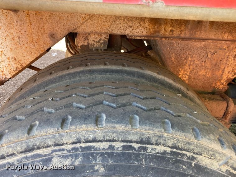 image for item DK6242 1995 APEC  end dump trailer