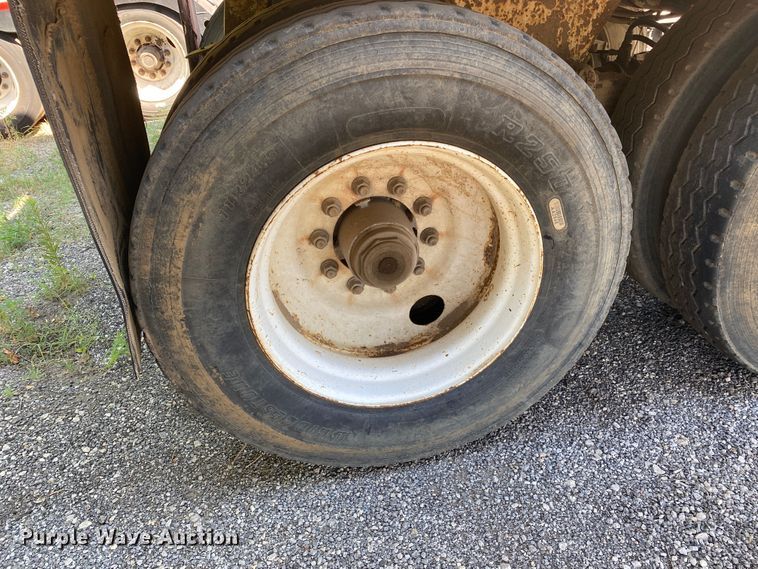 image for item DK6242 1995 APEC  end dump trailer