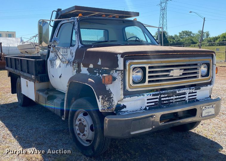 image for item DK6244 1990 Chevrolet C60  dump flatbed truck