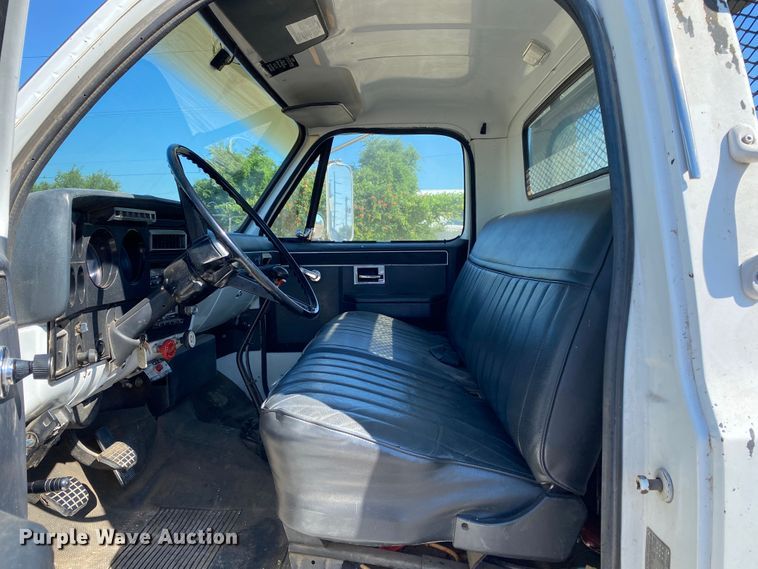 image for item DK6244 1990 Chevrolet C60  dump flatbed truck