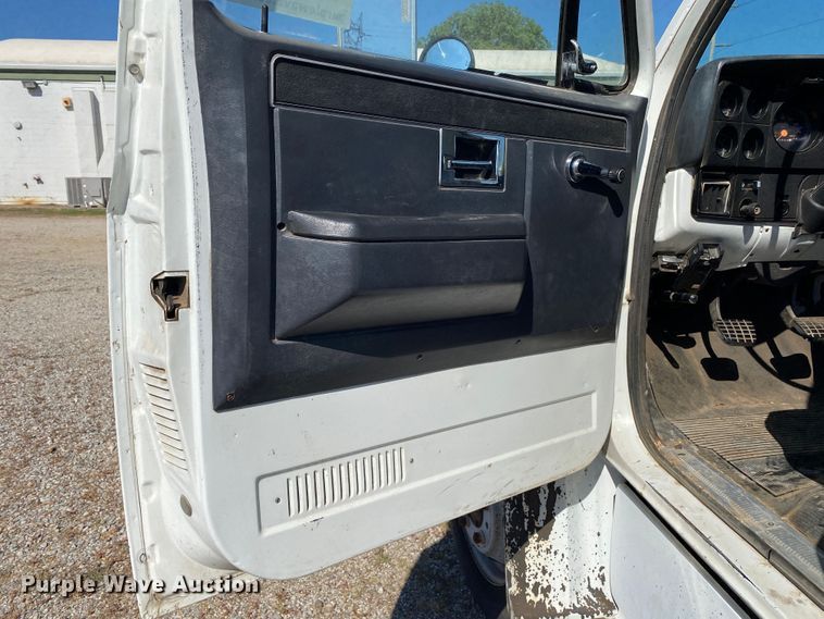 image for item DK6244 1990 Chevrolet C60  dump flatbed truck